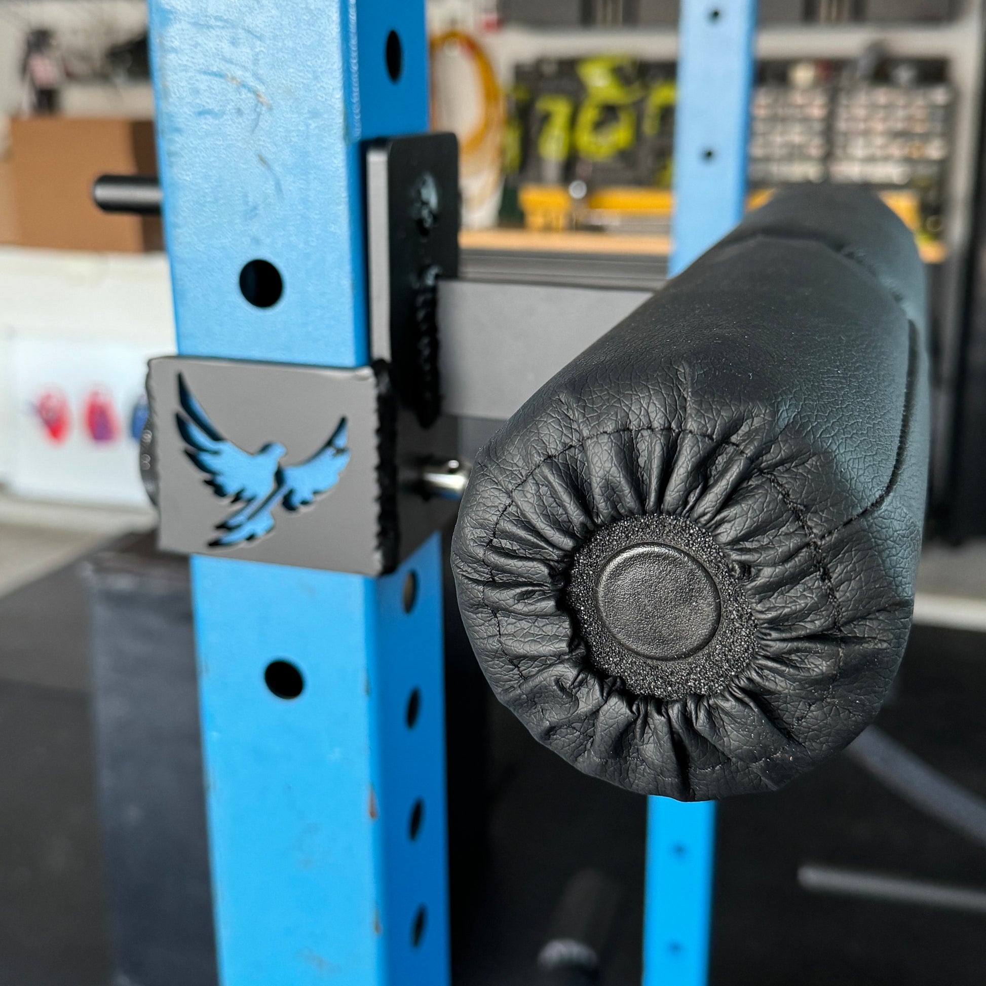 Power Rack Knee Pad & Leg Holder – Caracara Metal