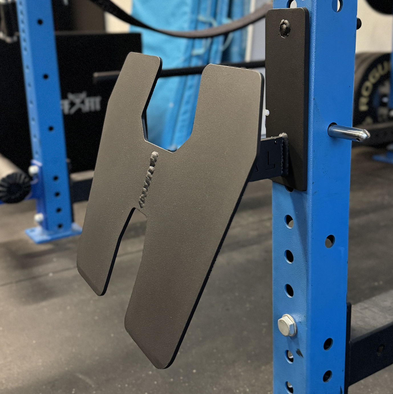 Power Rack Low Row Footplate – Caracara Metal